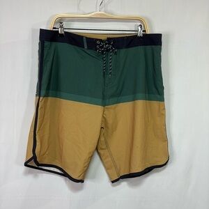 🍇 Jetty board shorts, swim trunks, Tan green, navy